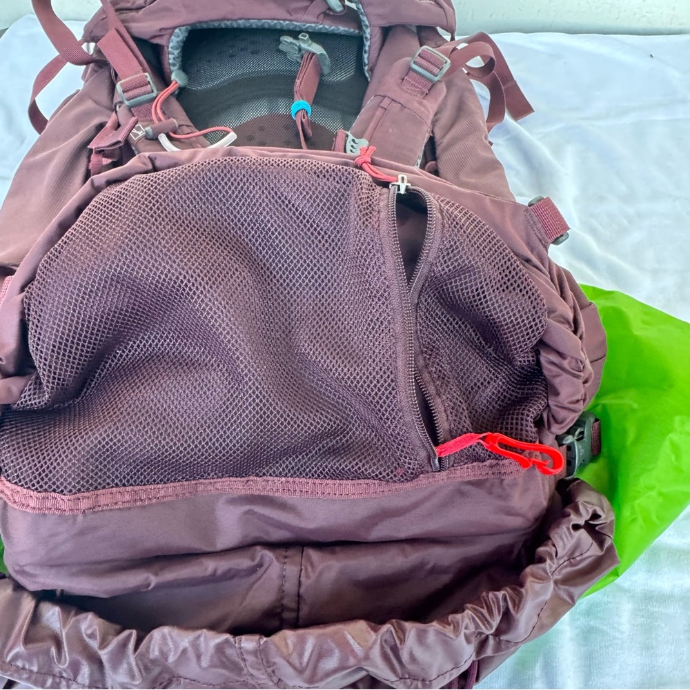 OSPREY KYTE 38L Women's Backpack - XS/S - Picture 7 of 16